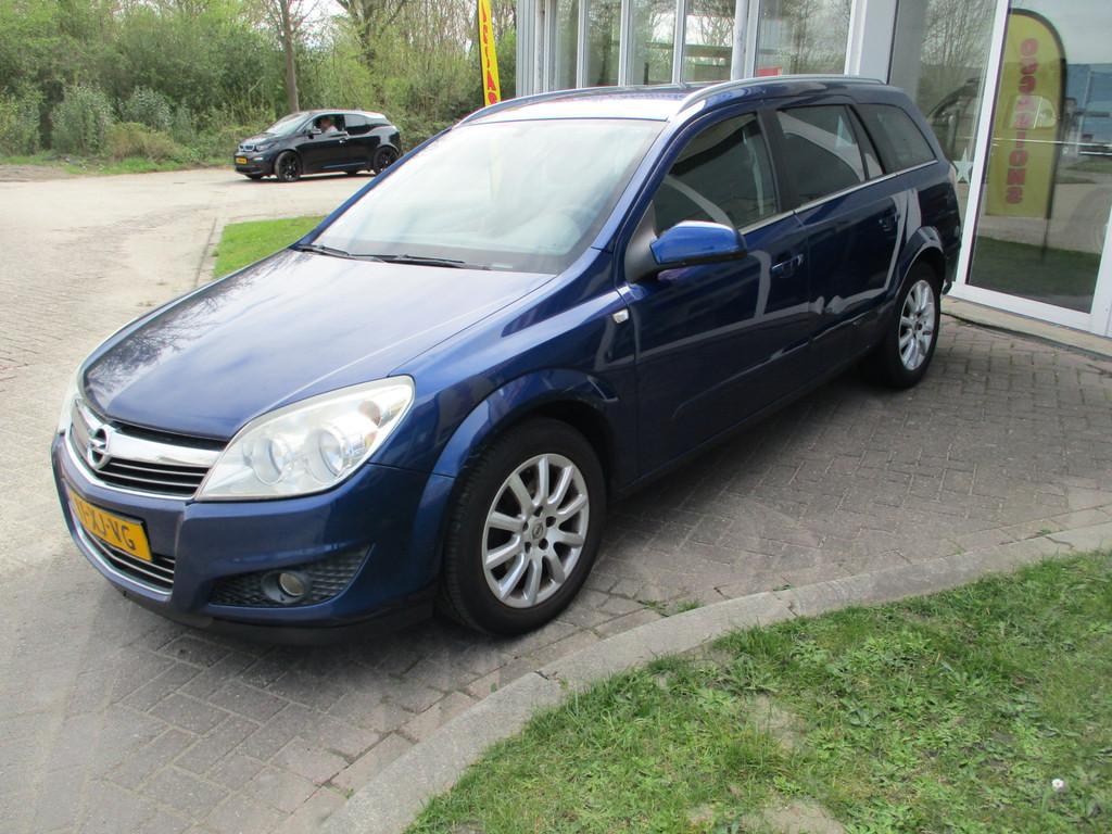 Opel Astra Wagon 1.6 Temptation Zo Mee! (bj 2007), Auto's, Opel, Voorwielaandrijving, 657 kg, Gebruikt, Zwart