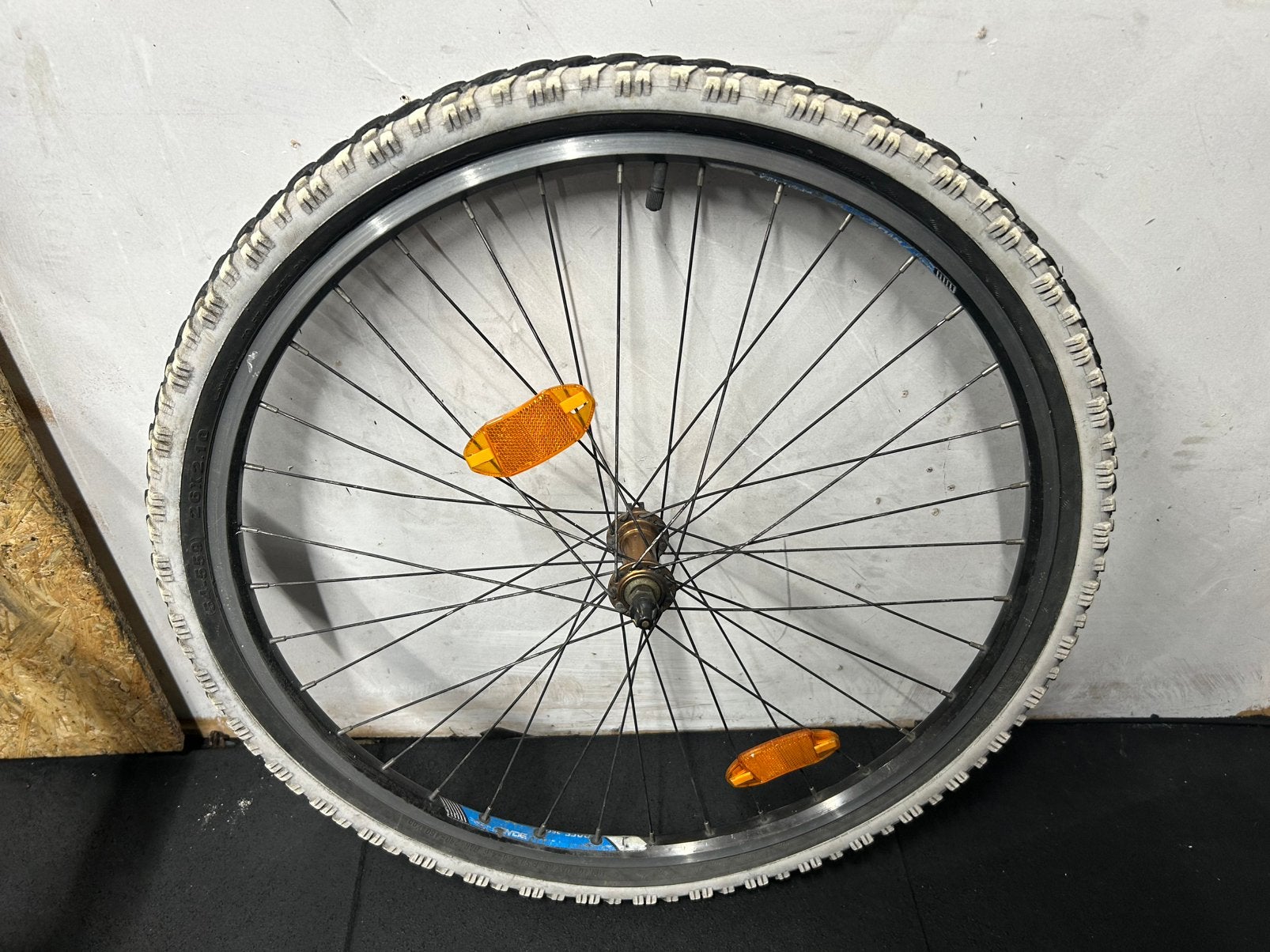 26 inch velg voorwiel band cube 260 cube velg origineel 26”, Ophalen, Zo goed als nieuw, Band