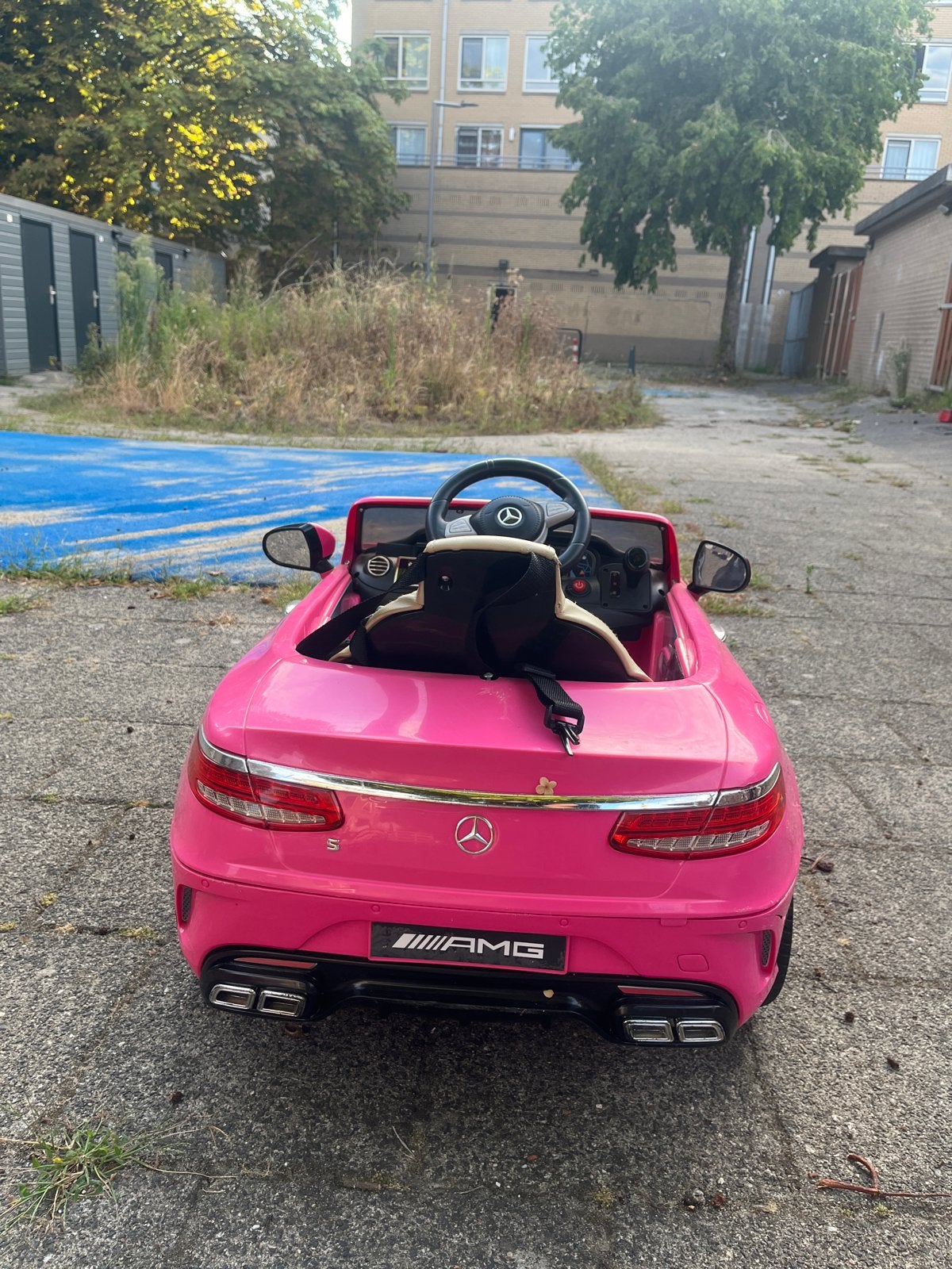 Roze Mercedes-Benz AMG kinderauto, Ophalen, Gebruikt