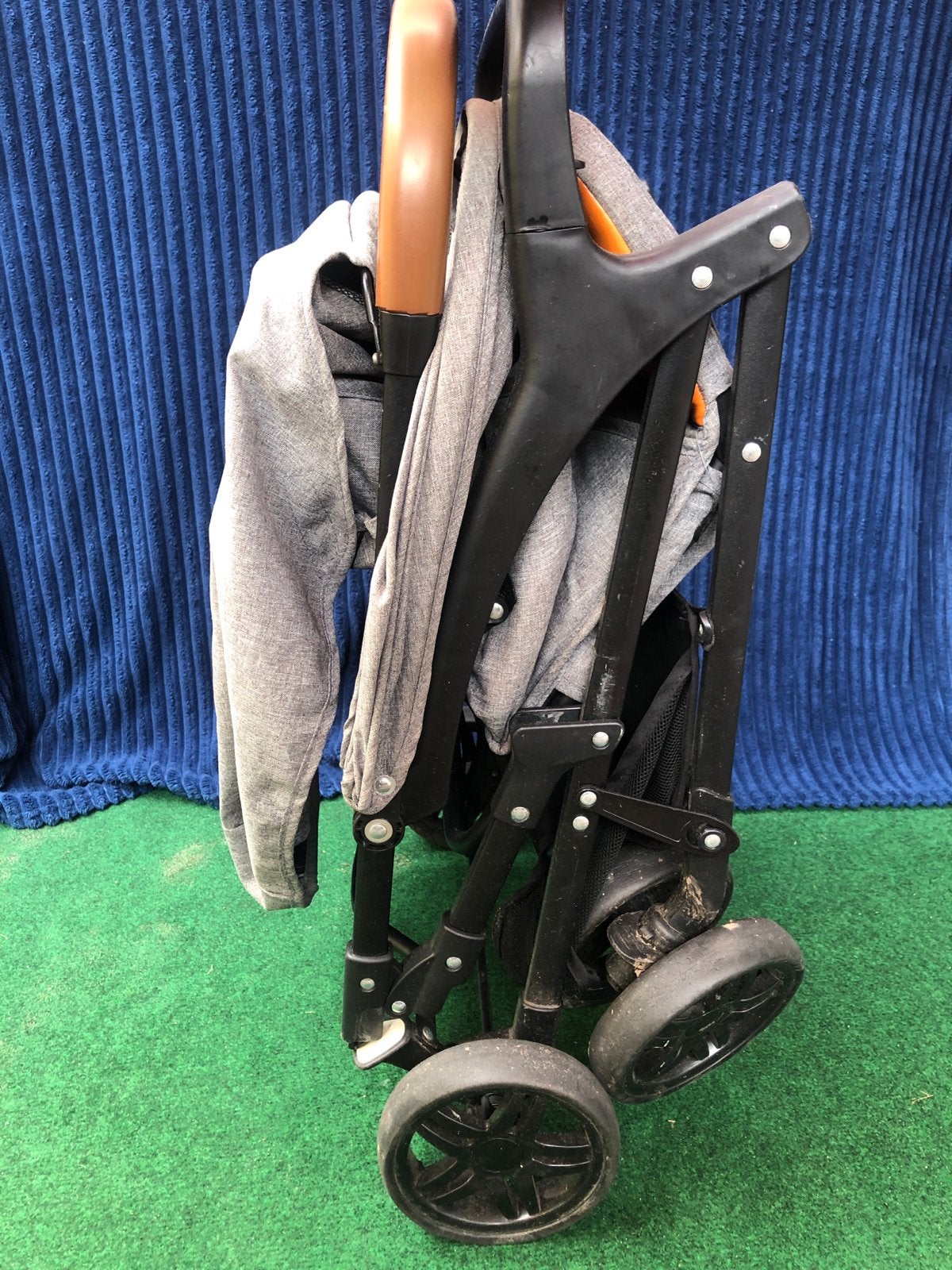 Lichtgewicht en handige buggy voor op reis of in het vliegtu, Ophalen, Gebruikt, Kinderwagen, Overige merken