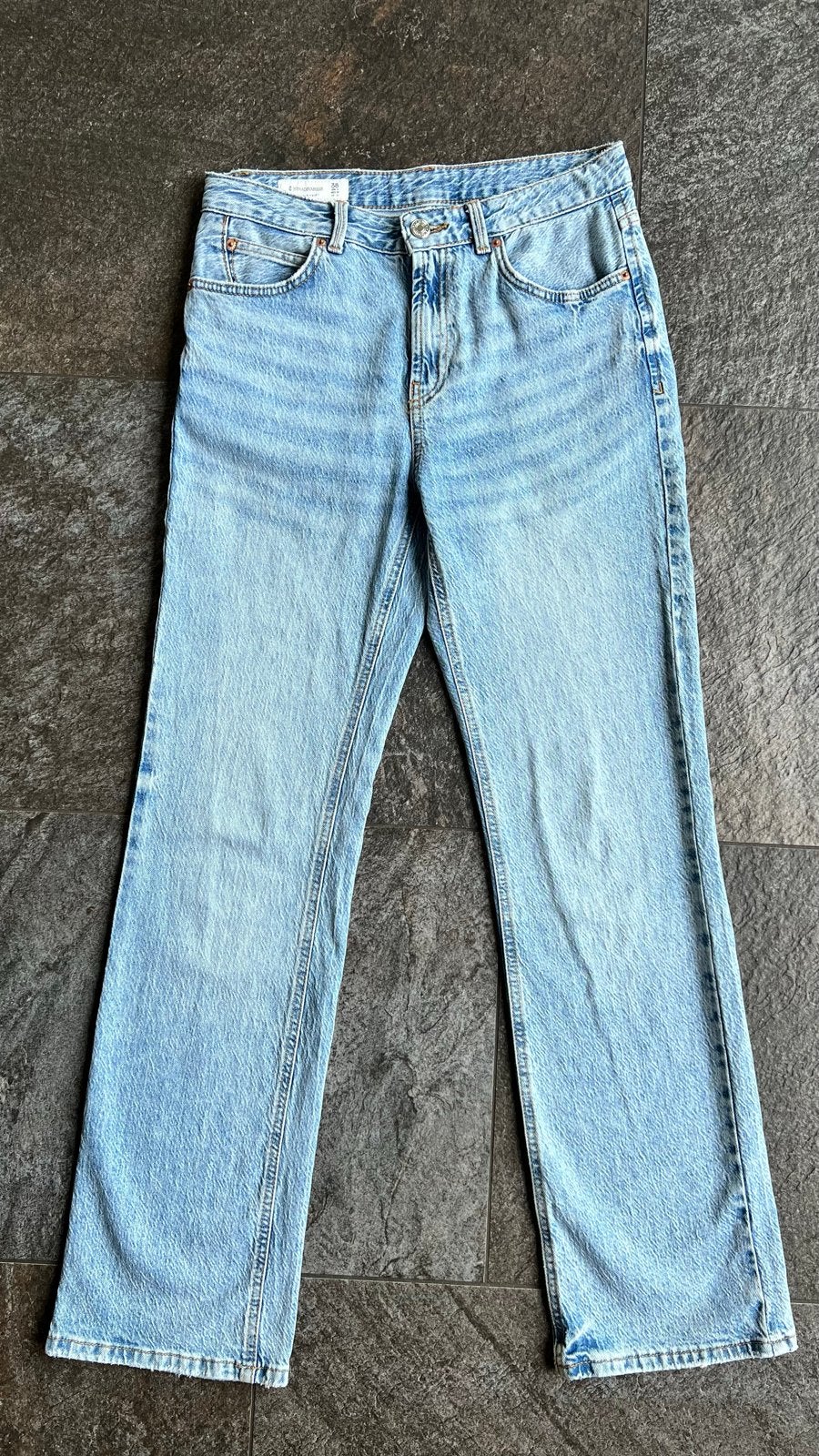 ZGAN Stradivarius jeans straight leg (D98), maat 38, Ophalen of Verzenden, Zo goed als nieuw, Blauw, W30 - W32 (confectie 38/40)