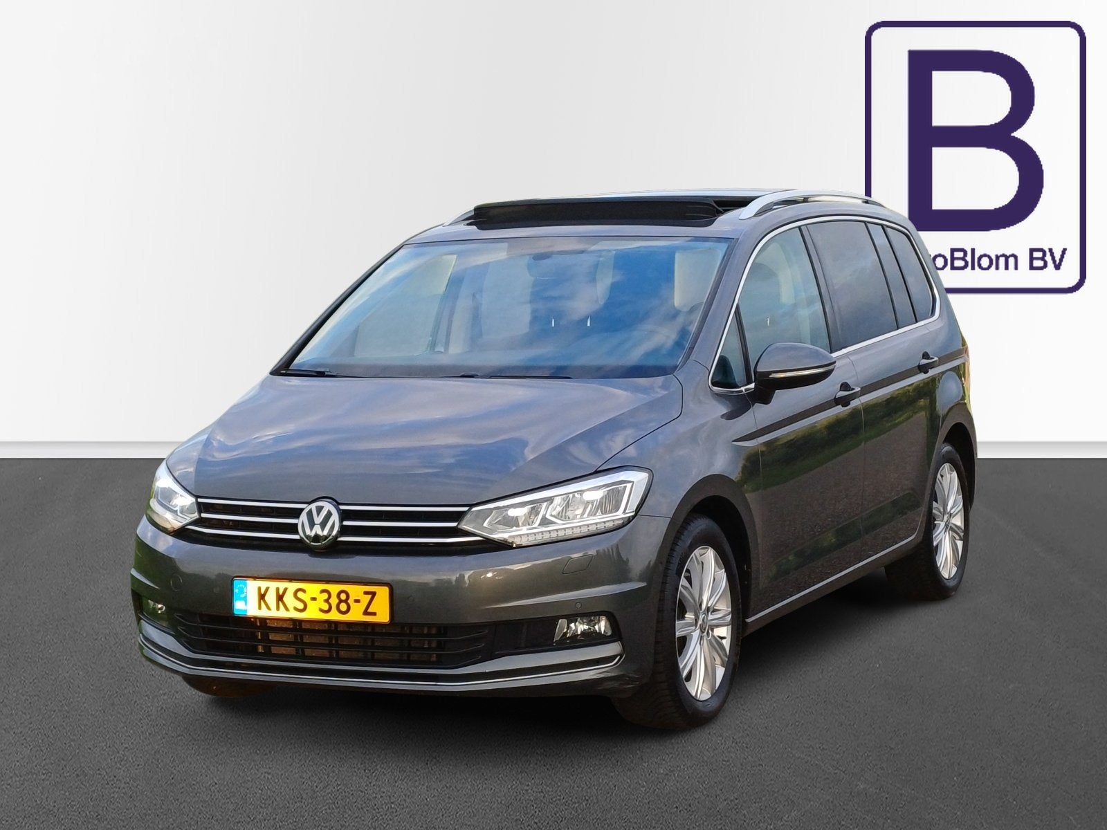 Volkswagen Touran 1.8 TSI Highline /Pano/Led/Clima/Camera/Ca, Auto's, Volkswagen, 1441 kg, Stof, Gebruikt, 4 cilinders