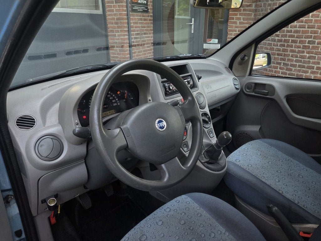 Fiat Panda 1.1 Young | Trekhaak | Apk | Nap |, Auto's, Voorwielaandrijving, Origineel Nederlands, Bedrijf, Handgeschakeld