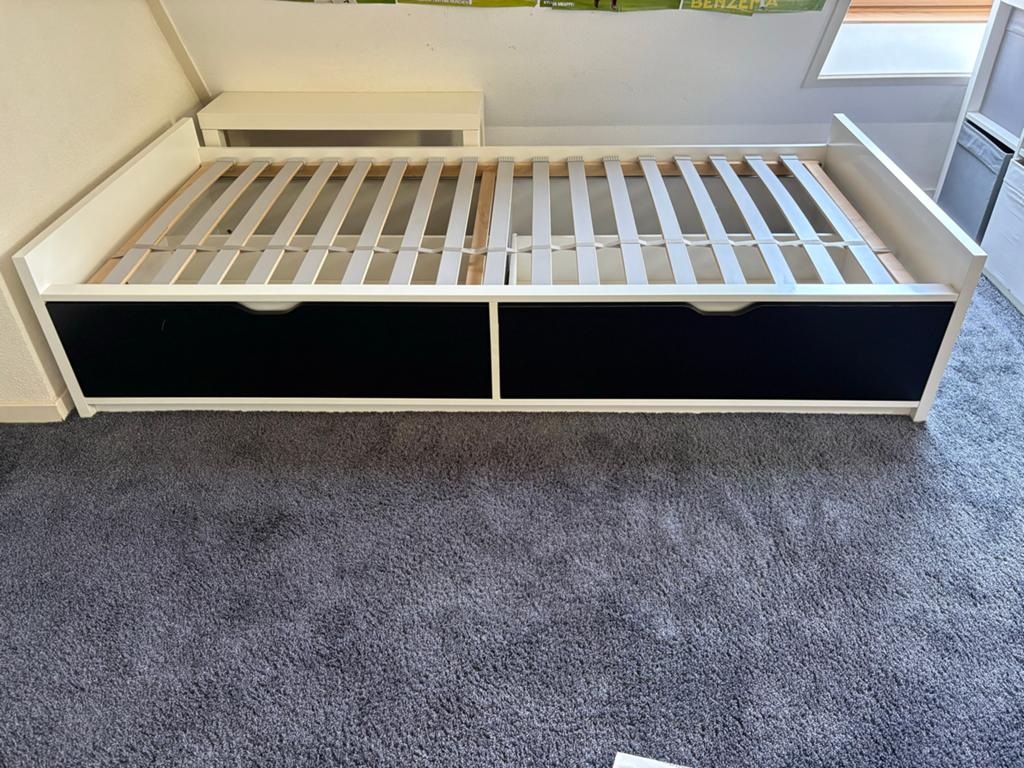 IKEA FLAXA Eenpersoonsbed met lades en lattenbodem, Ophalen, Gebruikt, 90 cm, Eenpersoons