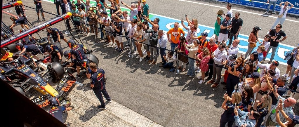 Formule 1 entree voor vrijdag, Ophalen of Verzenden, Nieuw