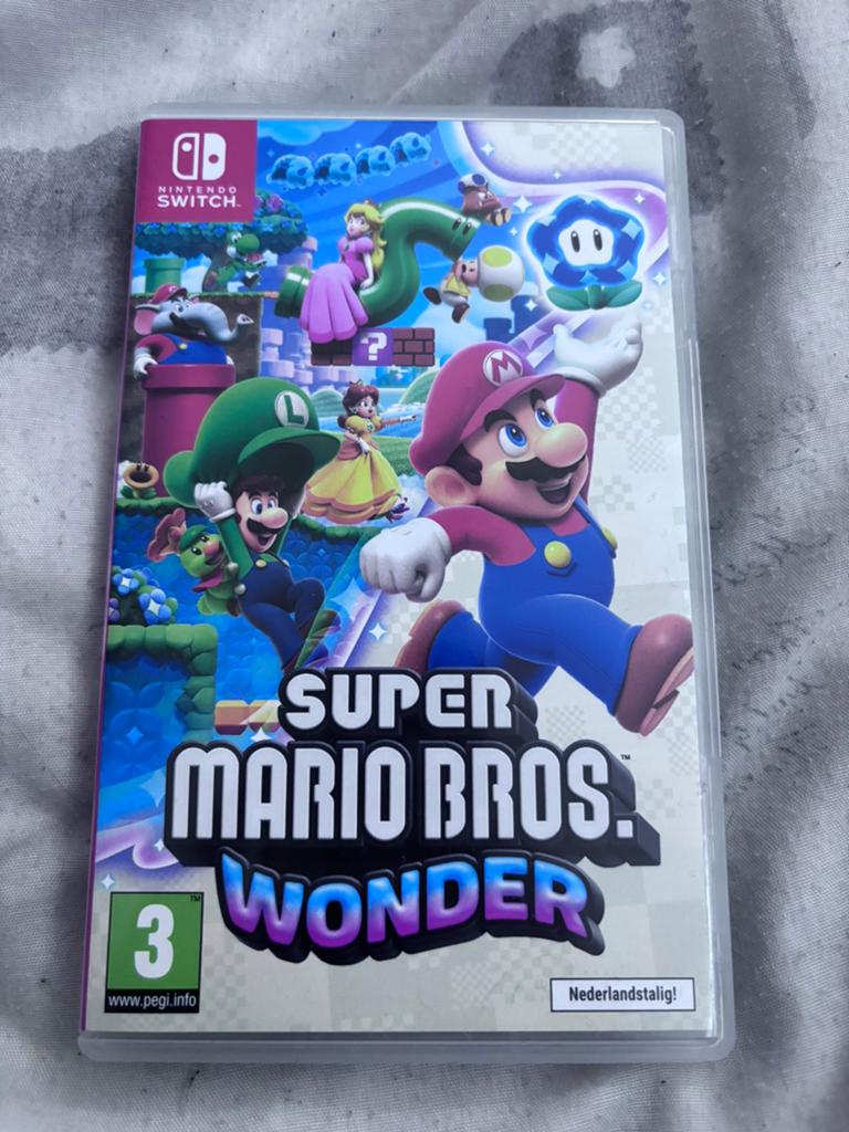 Super Mario Bros. Wonder, Spelcomputers en Games, Games | Nintendo Switch, Zo goed als nieuw, Ophalen, Avontuur en Actie, 3 spelers of meer