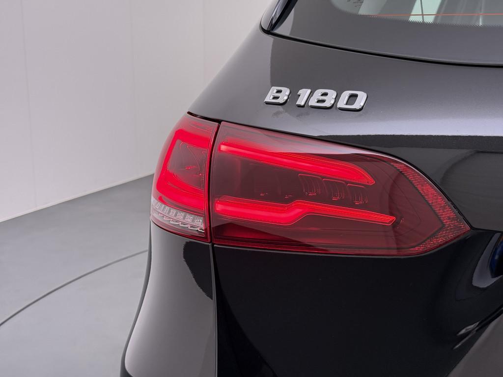 Mercedes-Benz B-Klasse 180 Style | Widescreen Camera LED, 12 maanden, 136 pk, Gebruikt, 4 cilinders