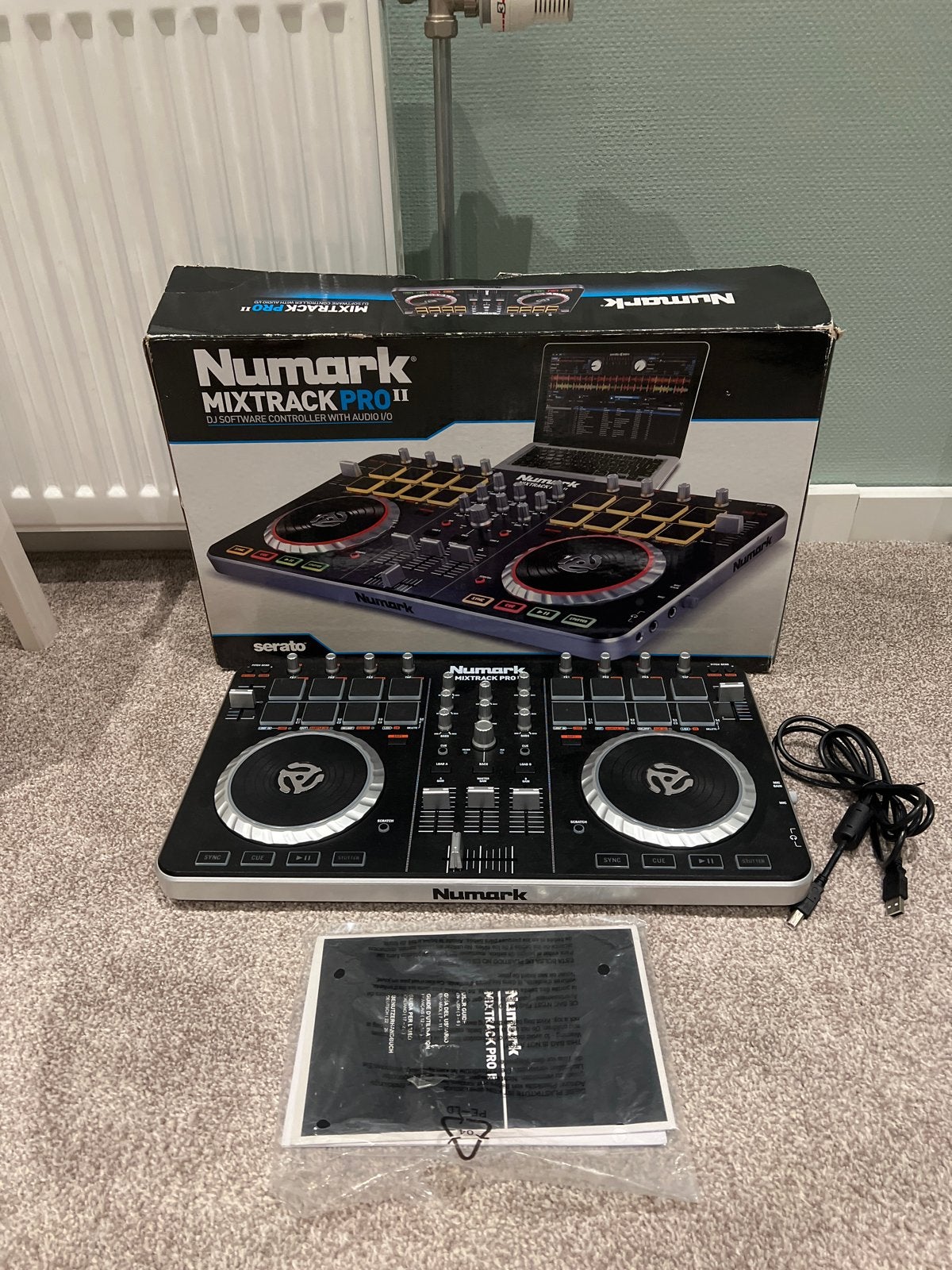 Numark Mixtrack Pro II DJ Controller - Zo goed als nieuw, Ophalen of Verzenden, Zo goed als nieuw, Dj-set, Numark