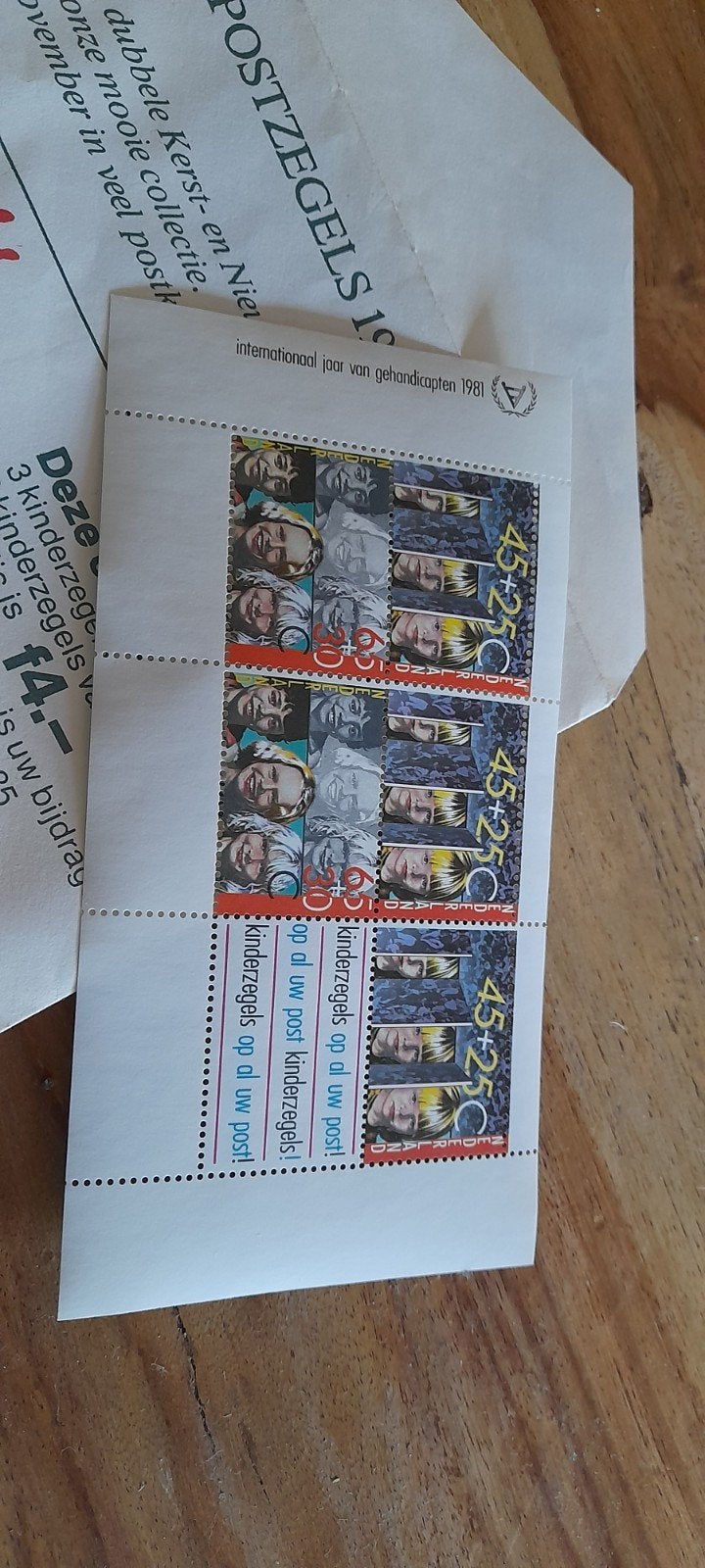 Kinderpostzegels 1981, Postzegels en Munten, Postzegels | Volle albums en Verzamelingen, Ophalen of Verzenden, Nederland