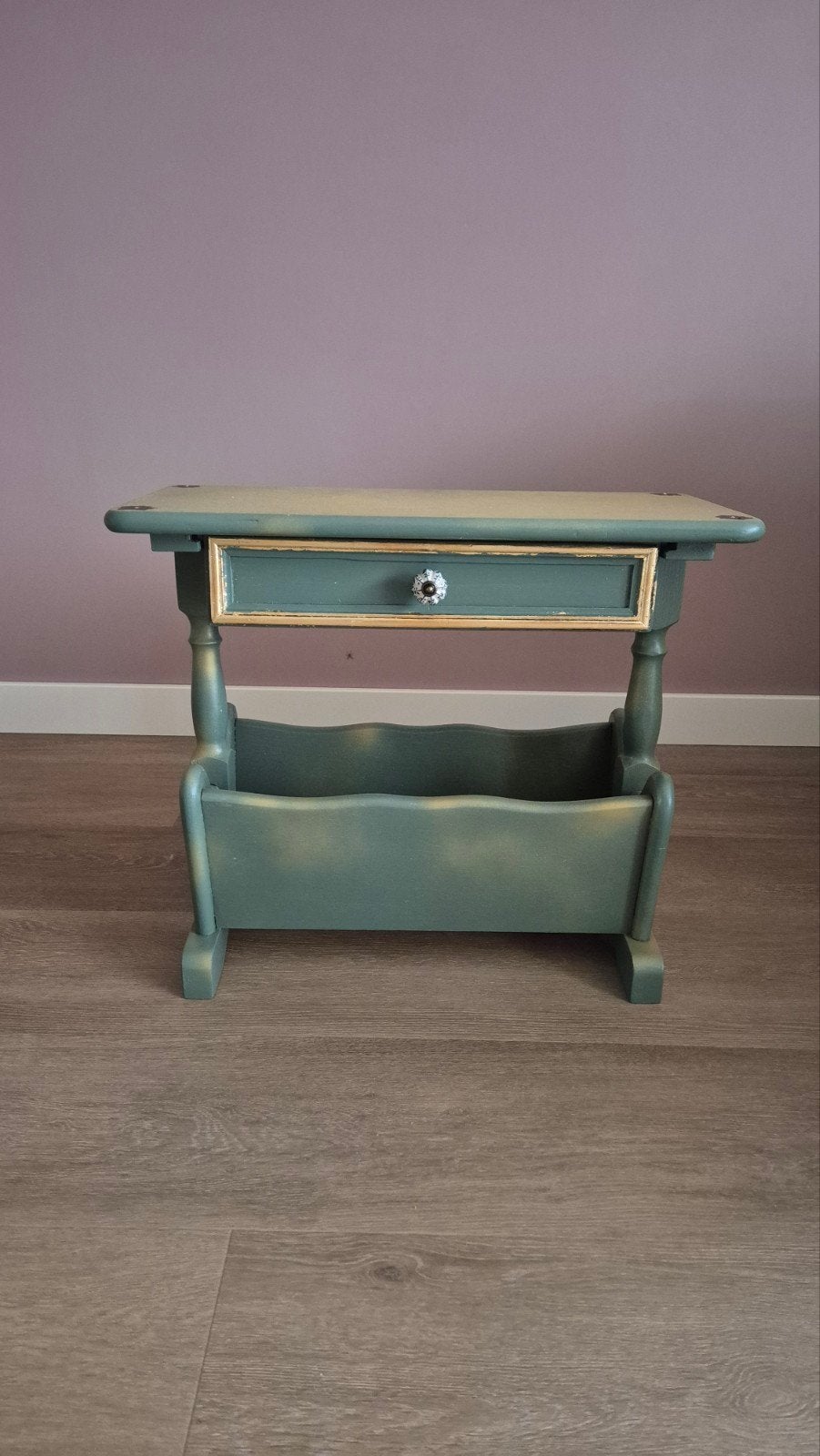 Vintage bijzettafel met lade en tijdschriftenrek, Ophalen