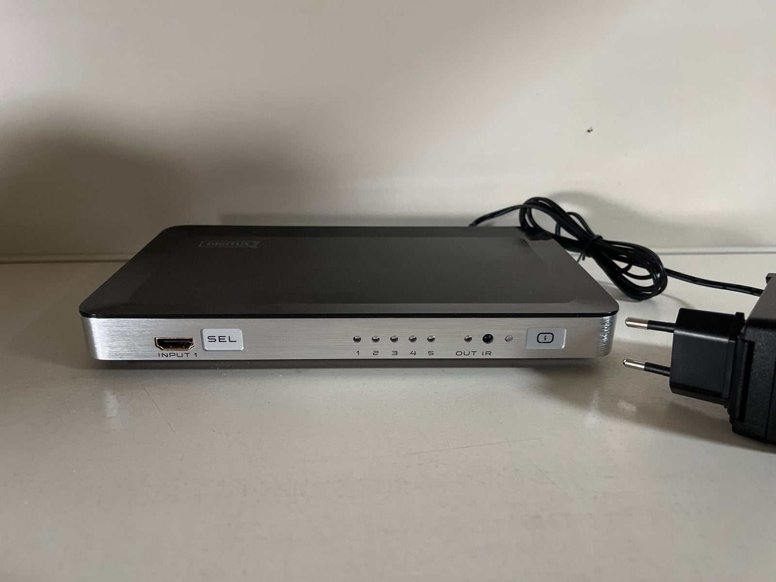 Digitus 5-poorts HDMI-switch - Zo goed als nieuw, Ophalen of Verzenden, Zo goed als nieuw, Minder dan 2 meter, Overige kabels