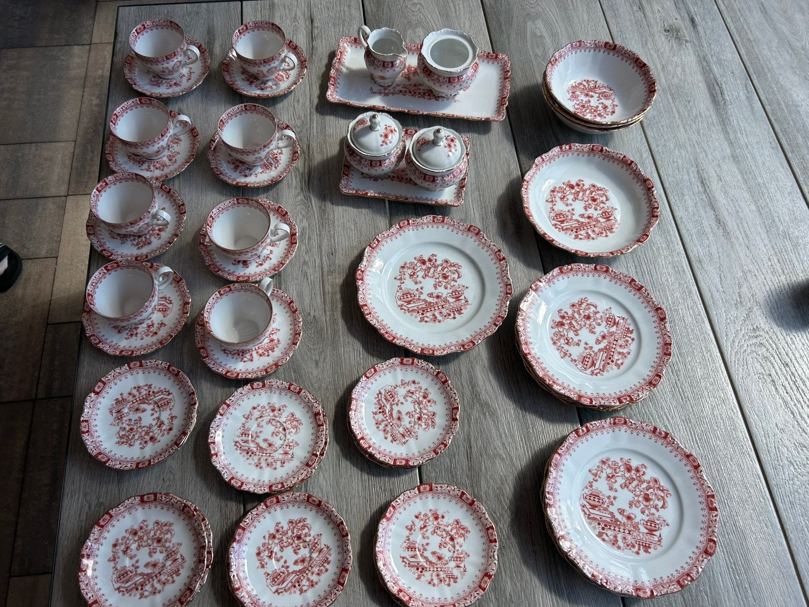 Divers duits servies, Ophalen