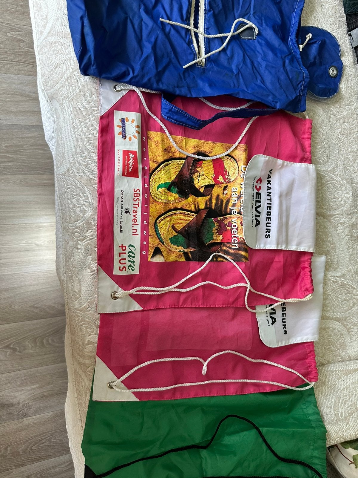 4 handige (schoenen) tasjes/rugtasjes p st 1,50, Sieraden, Tassen en Uiterlijk, Tassen | Reistassen en Weekendtassen, Ophalen