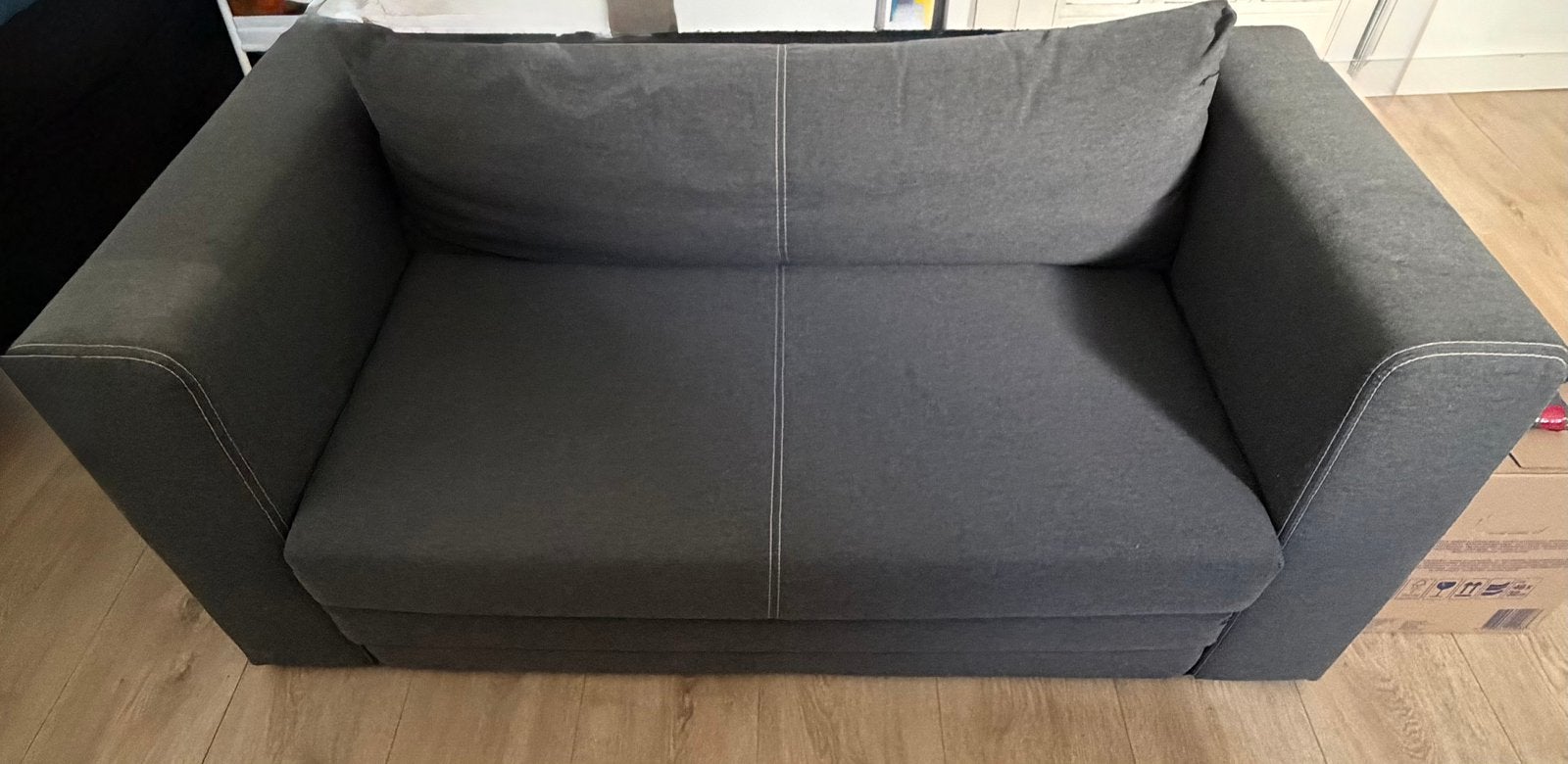 2-zits slaapbank, Huis en Inrichting, Ophalen, Zo goed als nieuw, Tweepersoons, Grijs