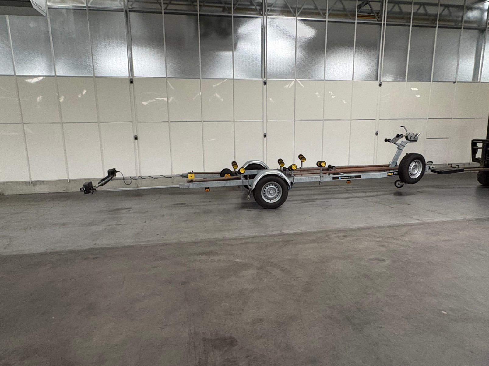 Pega trailer geremd & Marlin trailer geremd, Ophalen, Minder dan 1500 kg, Gebruikt, Sloepentrailer