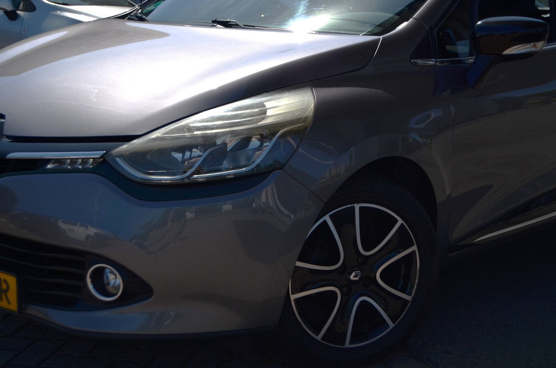 Renault Clio 0.9 TCe Dynamique|CRUISE|SENSOREN|NAVI|BLUETOOT, Auto's, Renault, Voorwielaandrijving, 540 kg, Handgeschakeld, 90 pk