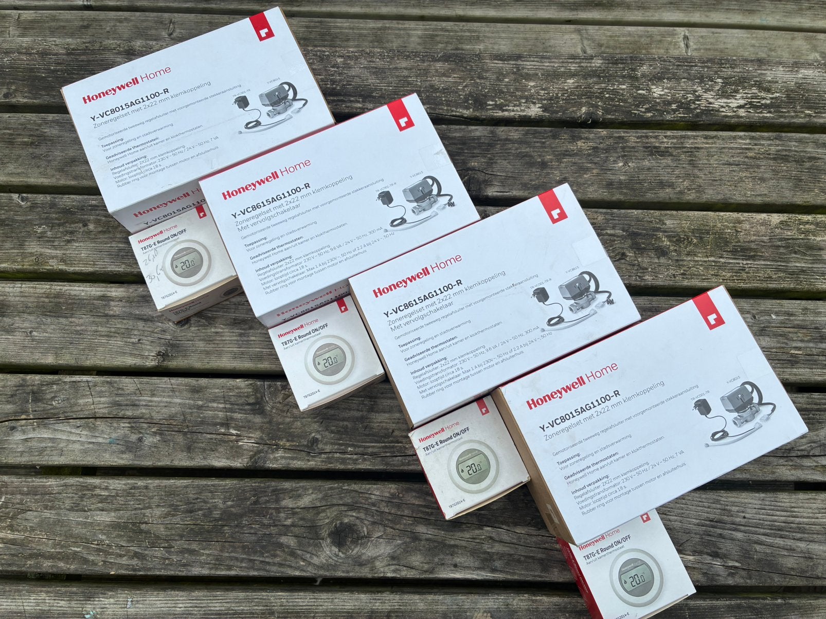 Honeywell Home Y-VC8615AG1100-R  zoneregelset met T87 4stuks, Minder dan 30 cm, Overige typen, Nieuw, Minder dan 60 cm