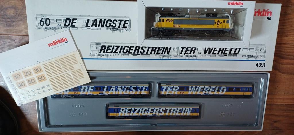 Märklin 3326 Vlissingen 1607 Digitaal +4391 'samen., Hobby en Vrije tijd, Modeltreinen | H0, Wisselstroom, Locomotief, Ophalen of Verzenden