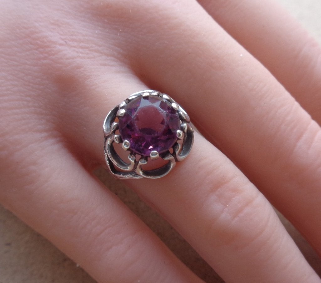 zilveren ring met roze geslepen steen [263], Verzenden, Zilver, Ring