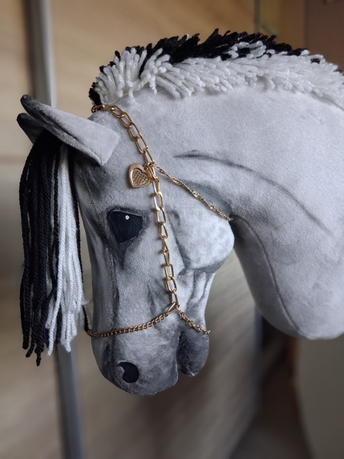 Gouden ketting voor hobbyhorse (niet echt goud), Ophalen, Zo goed als nieuw, Meisje