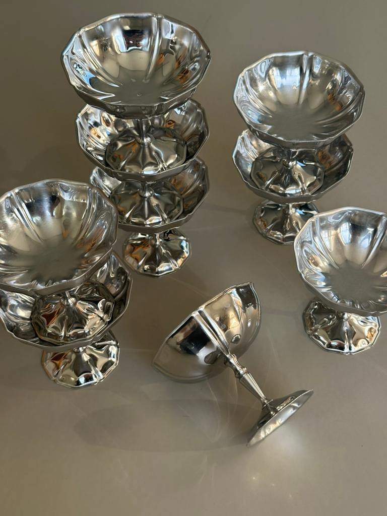 Vintage stalen flower vlinder coupes rvs ijs champagne inox, Antiek en Kunst, Antiek | Servies los, Ophalen of Verzenden