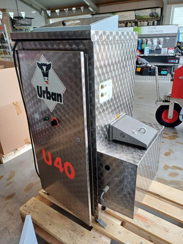 Urban U40 drinkautomaat 2008, Meerdere dieren, Geit, 0 tot 2 jaar