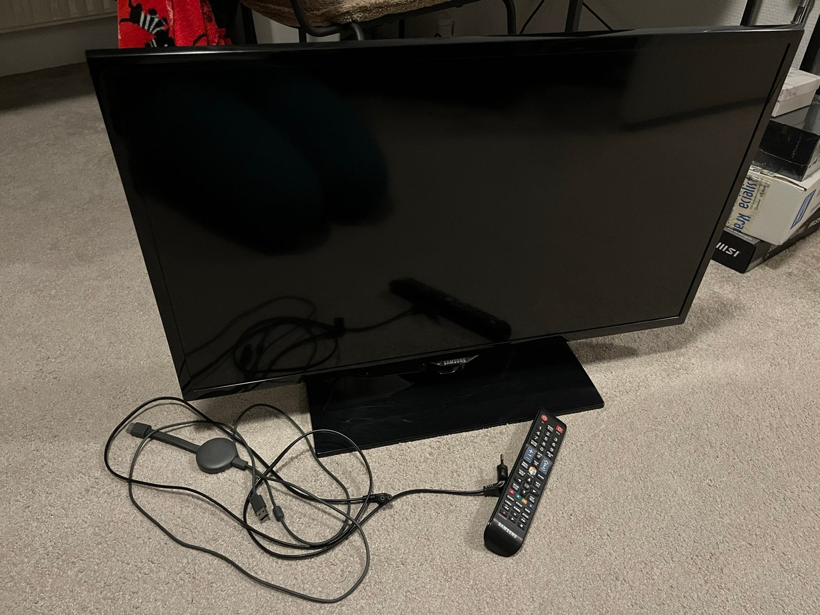 Samsung TV 80 cm met Chromecast en afstandsbediening