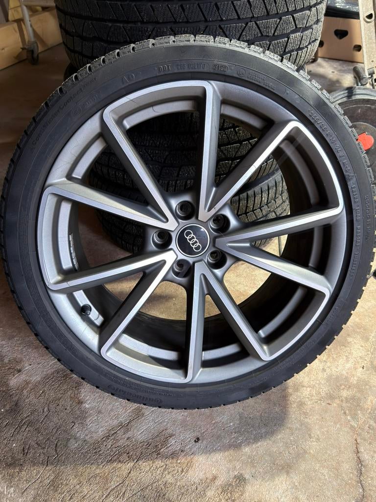 Audi RS velgen, Gebruikt, 255 mm, Velg(en), Winterbanden