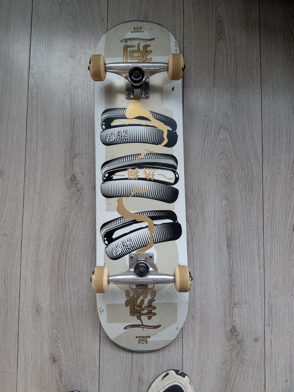 Nomad Skateboard 8.125 inch  Compleet en Klaar om te Riijden, Ophalen of Verzenden, Zo goed als nieuw, Skateboard