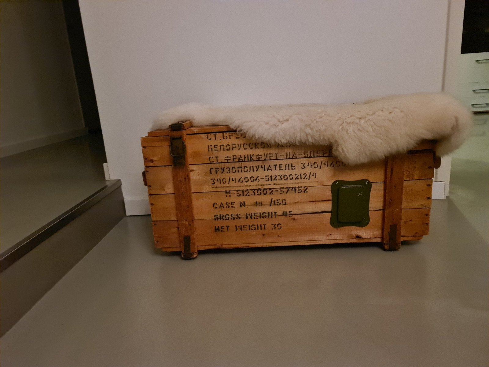 Grote houten munitiekist - Decoratief object, Ophalen, 100 tot 150 cm, Zo goed als nieuw, 5 – 50