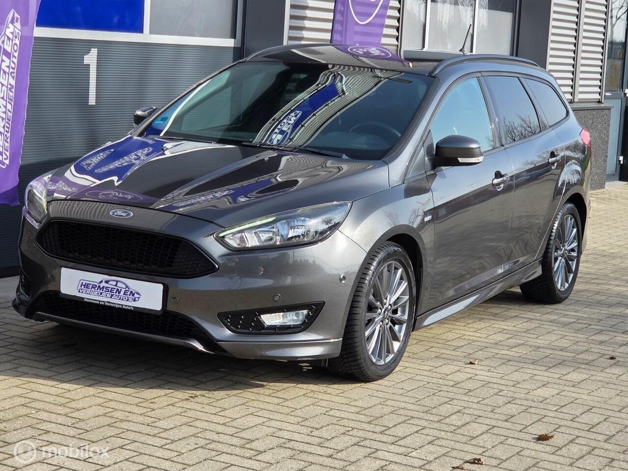 Ford Focus 1.0 EcoBoost 125pk ST-Line nw distributie, Auto's, 125 pk, Gebruikt, LED verlichting, Handgeschakeld