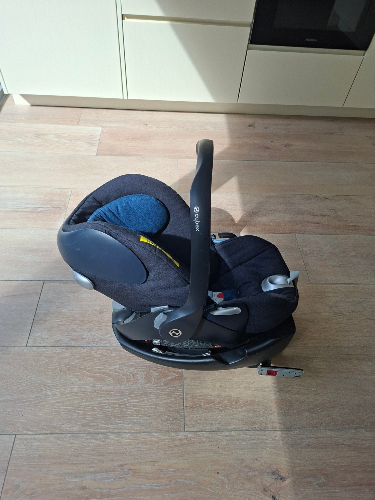 Cybex Cloud Q plus, Kinderen en Baby's, Autostoeltjes, Zijbescherming, Zo goed als nieuw, Isofix, 0 t/m 13 kg