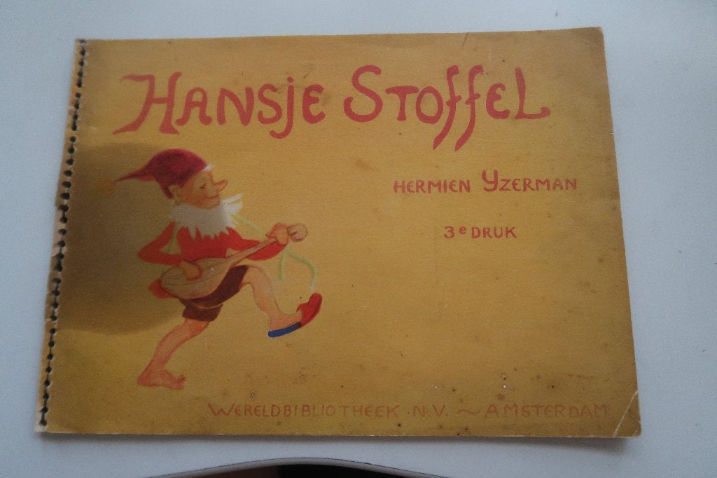 Hansje Stoffel,door Hermien Ijzerman,3e druk,vlek voorblad, Boeken, Ophalen of Verzenden, Gelezen, Hermien Ijzerman, Fictie algemeen