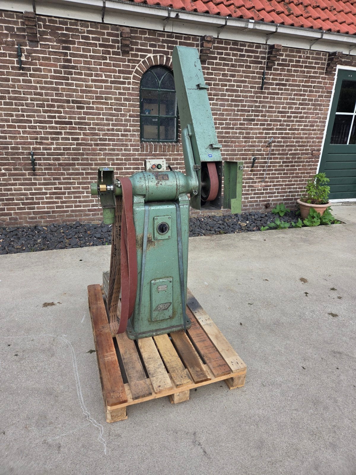bandschuurmachine 380 volt +slijpsteen schuurband Greif, Ophalen, Gebruikt, 1200 watt of meer, Bandschuurmachine