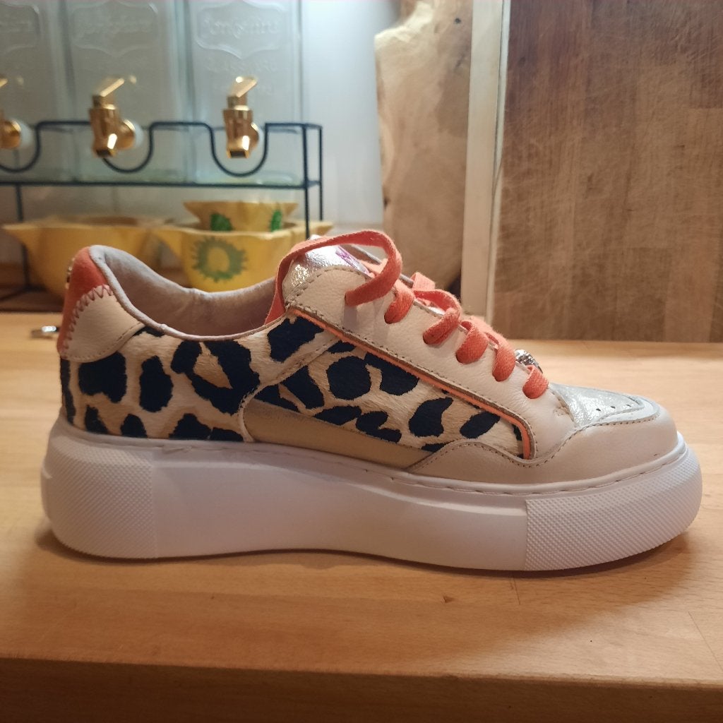 ITALIAANS SCHOENEN VAN MODA MAAT 36, Overige kleuren, Ophalen of Verzenden, Sneakers of Gympen, Zo goed als nieuw