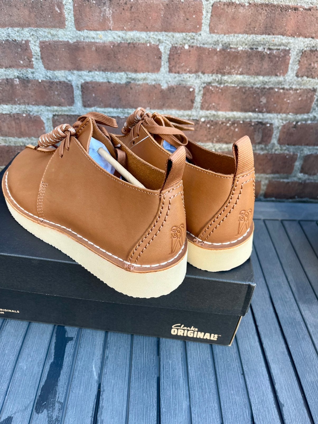 Clarks desert trek vibram tan leather 43 new ds wallabee, Kleding | Heren, Bruin, Verzenden, Boots, Nieuw
