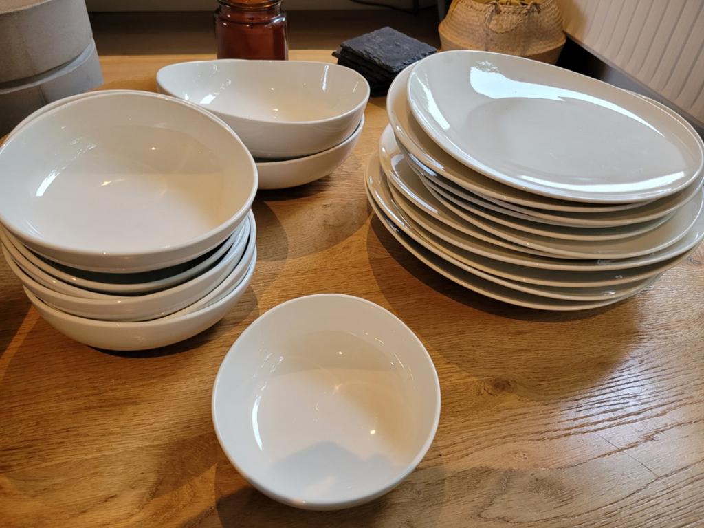 Intermezzo Servies: Kommen en Borden Set, Ophalen of Verzenden