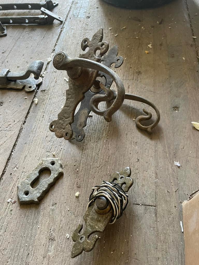 Deurschuif raamuitzetter bel klink vintage handsmeedwerk, Ophalen of Verzenden, Overige typen