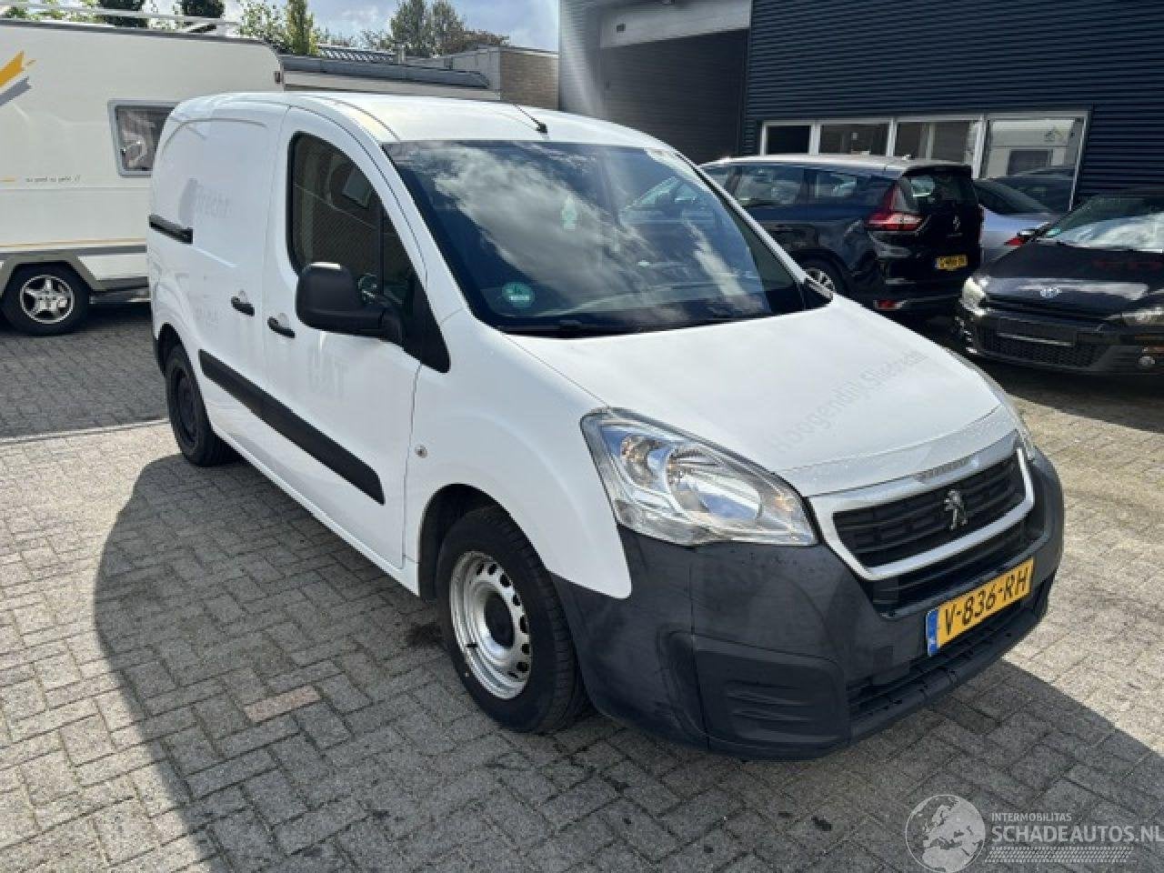 Peugeot 1.6 HDI Airco NAP (bj 2018), Auto diversen, Webaccessibility@stellantis.com, Overige carrosserieën, Stellantis N.V., Taurusavenue 1 ,2132 LS, Hoofddorp, Nederland