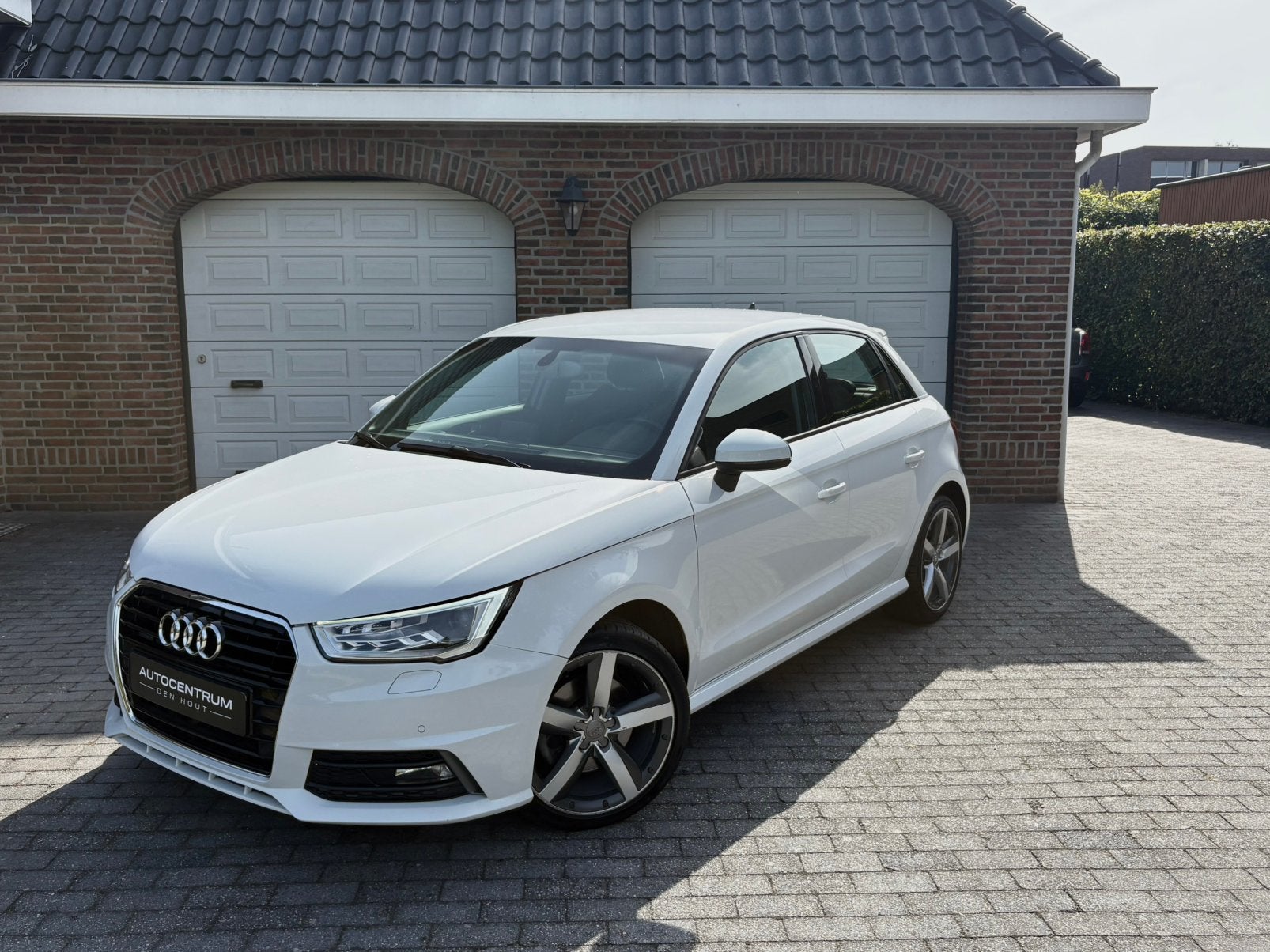 Audi A1 1.4 TFSI Sport Automaat S-line Tronic | garantie, Auto's, Audi, Automaat, Stof, A1, Zwart