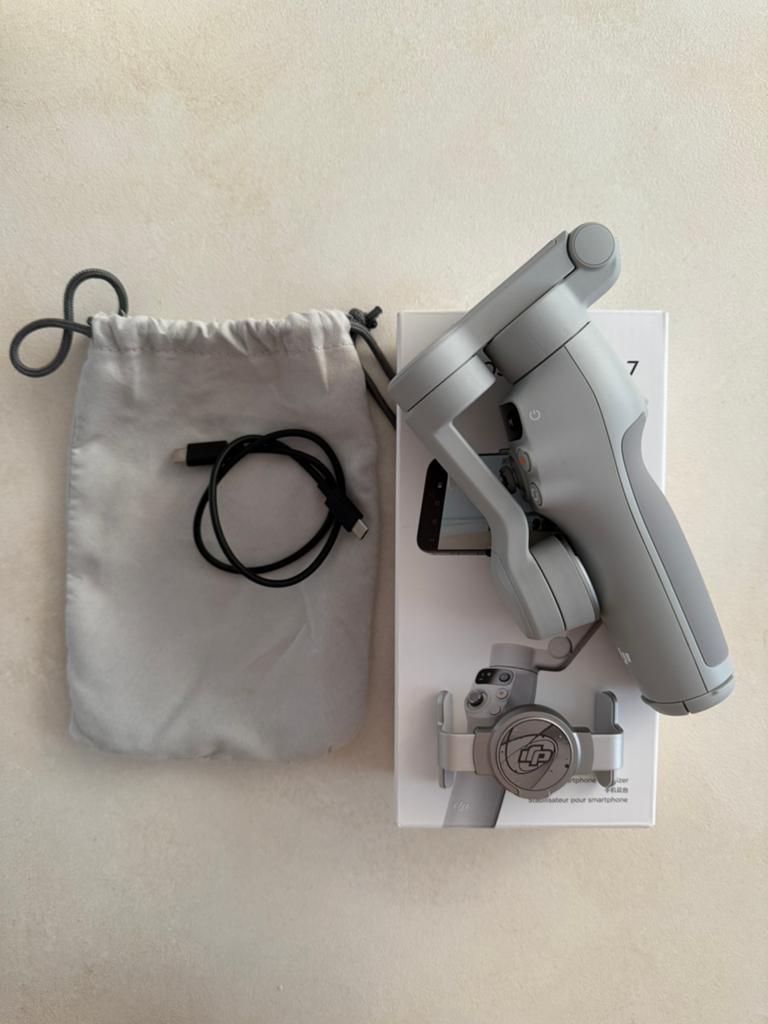 DJI Osmo Mobile 7 / Smartphone Gimbal Stabilizer, Ophalen of Verzenden, Zo goed als nieuw, Overige merken