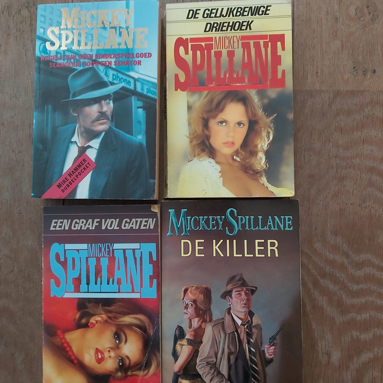 Mickey Spillane Boeken Collectie - 4 Mike Hammer Thrillers, Boeken, Ophalen of Verzenden, Gelezen, Mickey Spillane