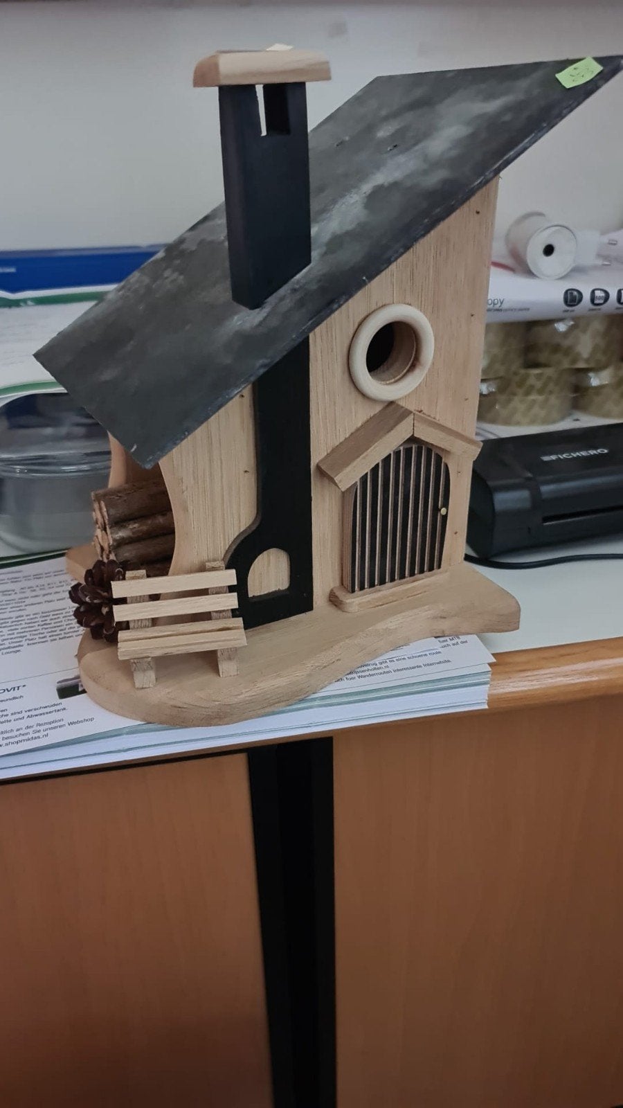 nestkast  Eiken met leistenen dak, Ophalen, Nieuw