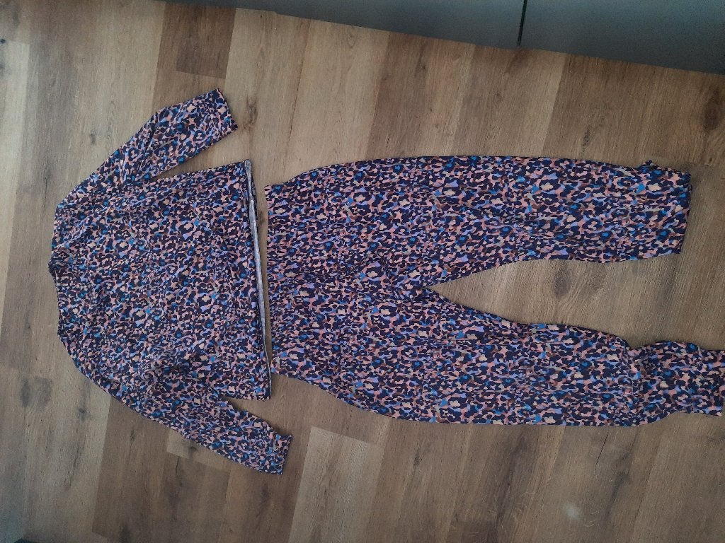 gekleurde luipaard panter pyjama L, Kleding | Dames, Ophalen of Verzenden, Zo goed als nieuw