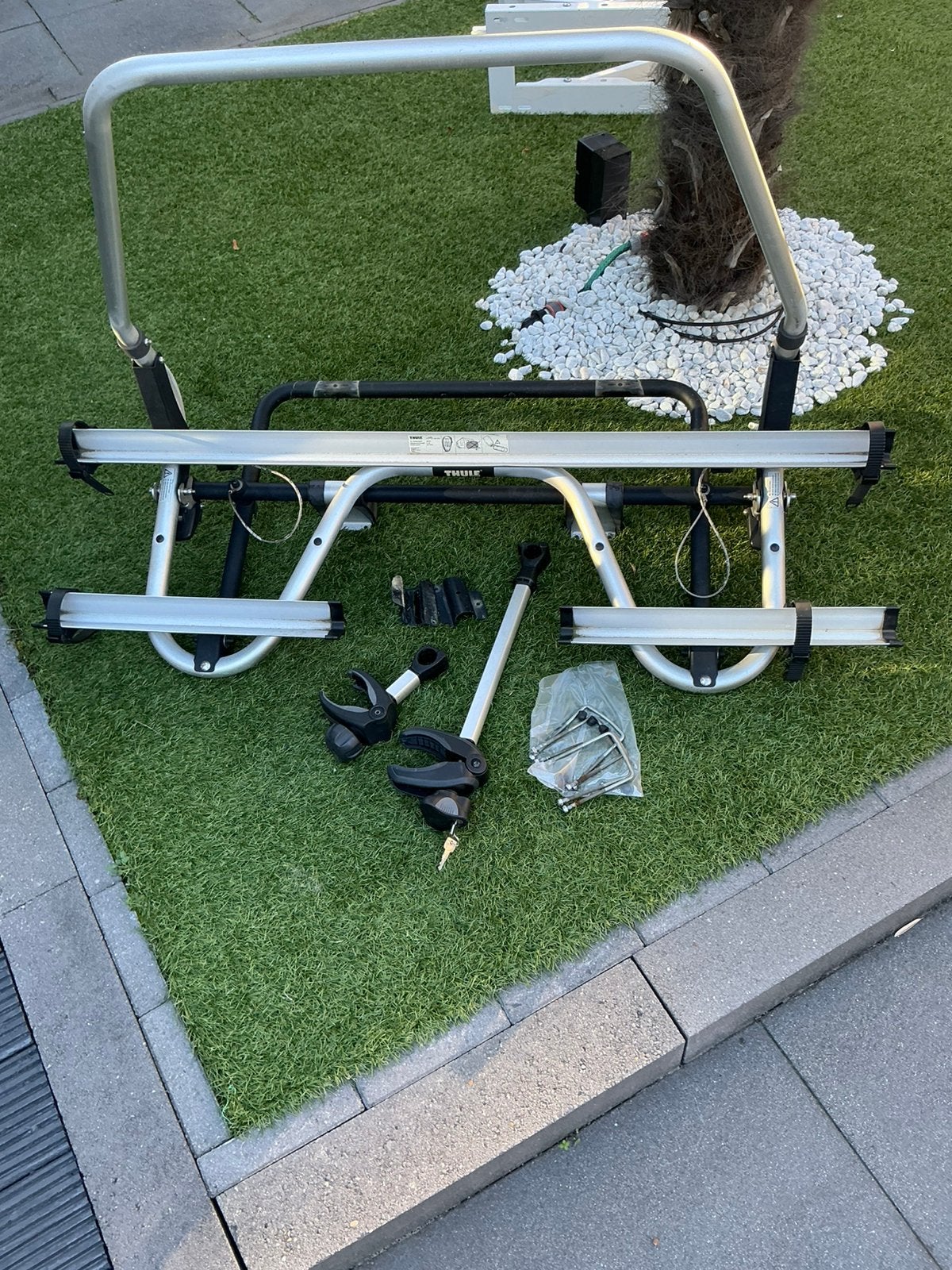Thule Fietsenrek voor op de dissel, Ophalen, Gebruikt