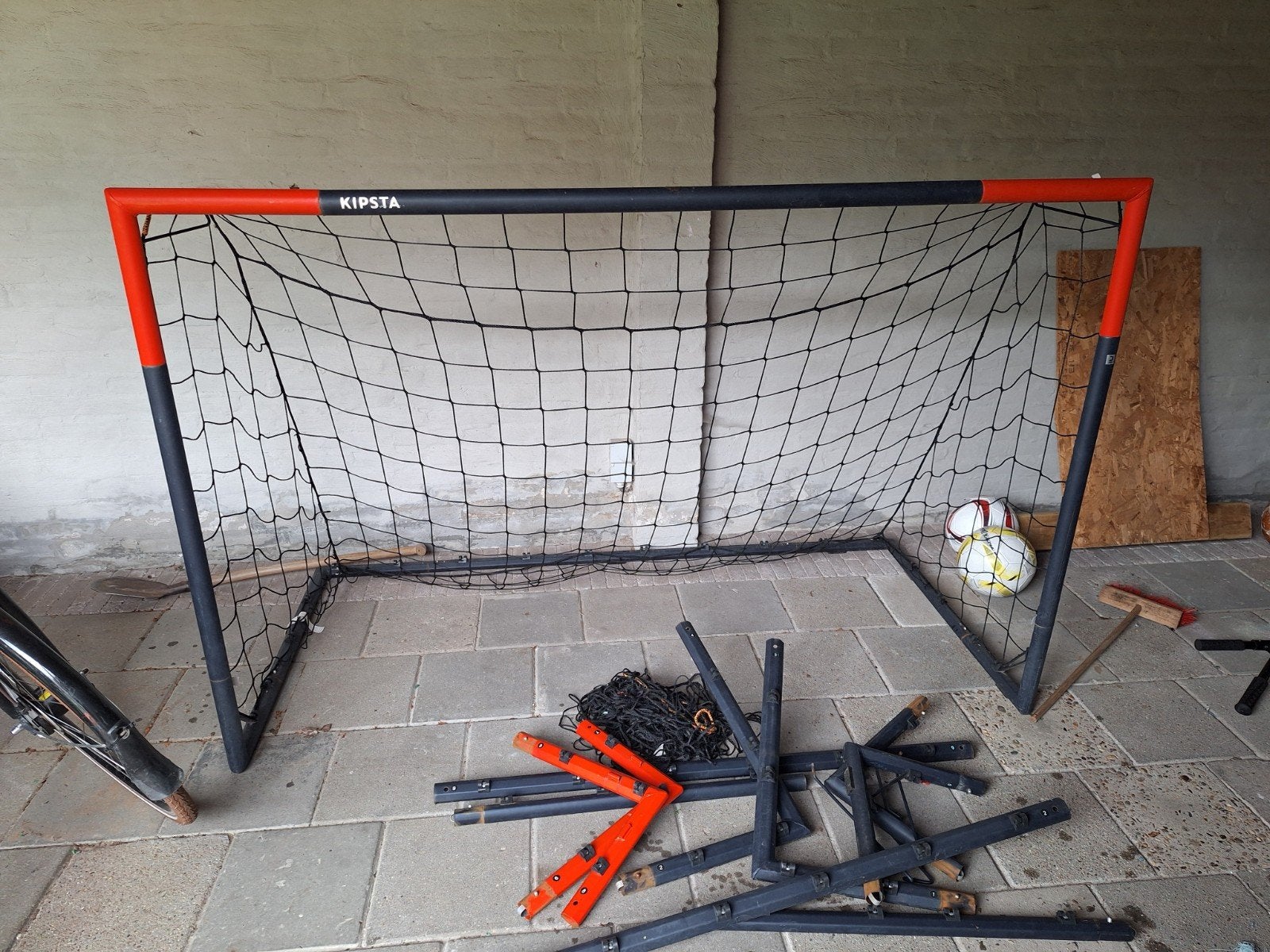 Kipsta voetbalgoaltjes 2 stuks al uit elkaar, Ophalen, Gebruikt