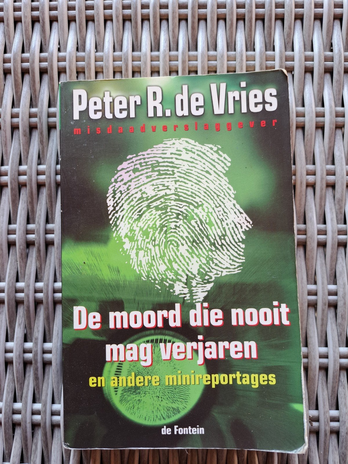 De moord die nooit mag verjaren - Peter R. de Vries, Ophalen of Verzenden, Gelezen, Peter R. de Vries