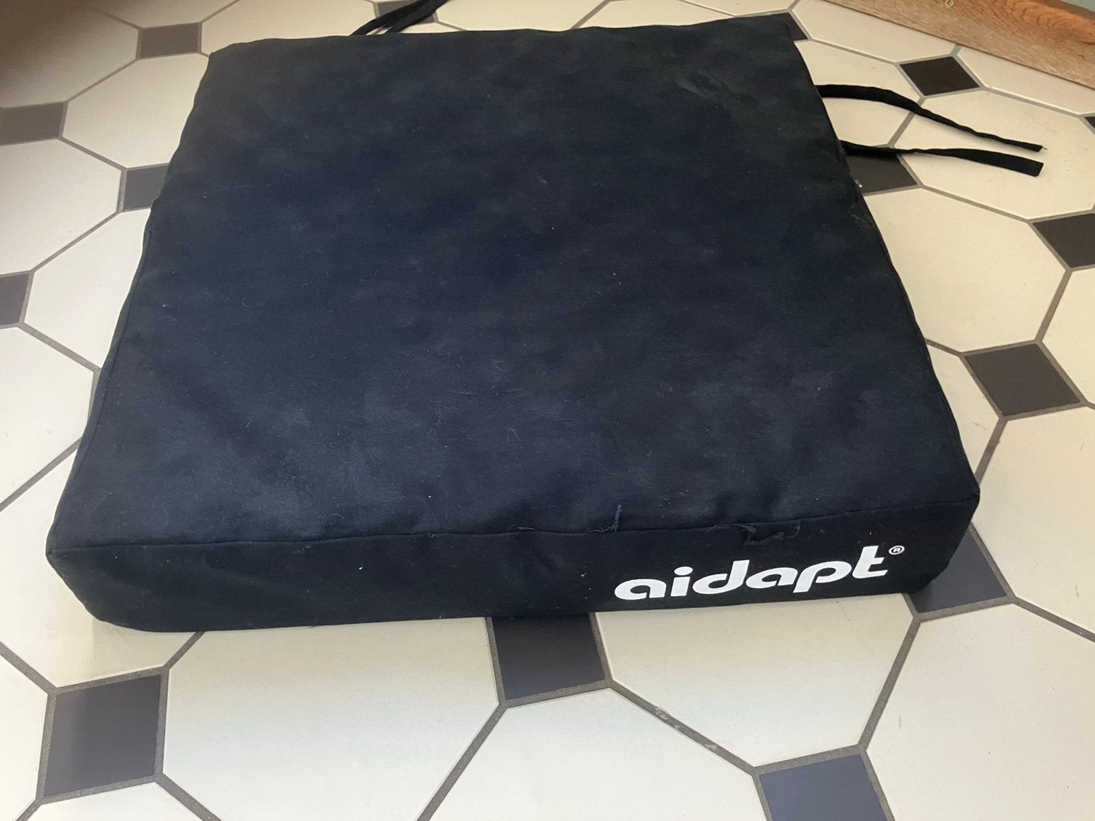 Dik Aidapt rolstoel kussen 43x43x8 cm afneembare hoes, venti, Ophalen of Verzenden, Gebruikt, Duwrolstoel