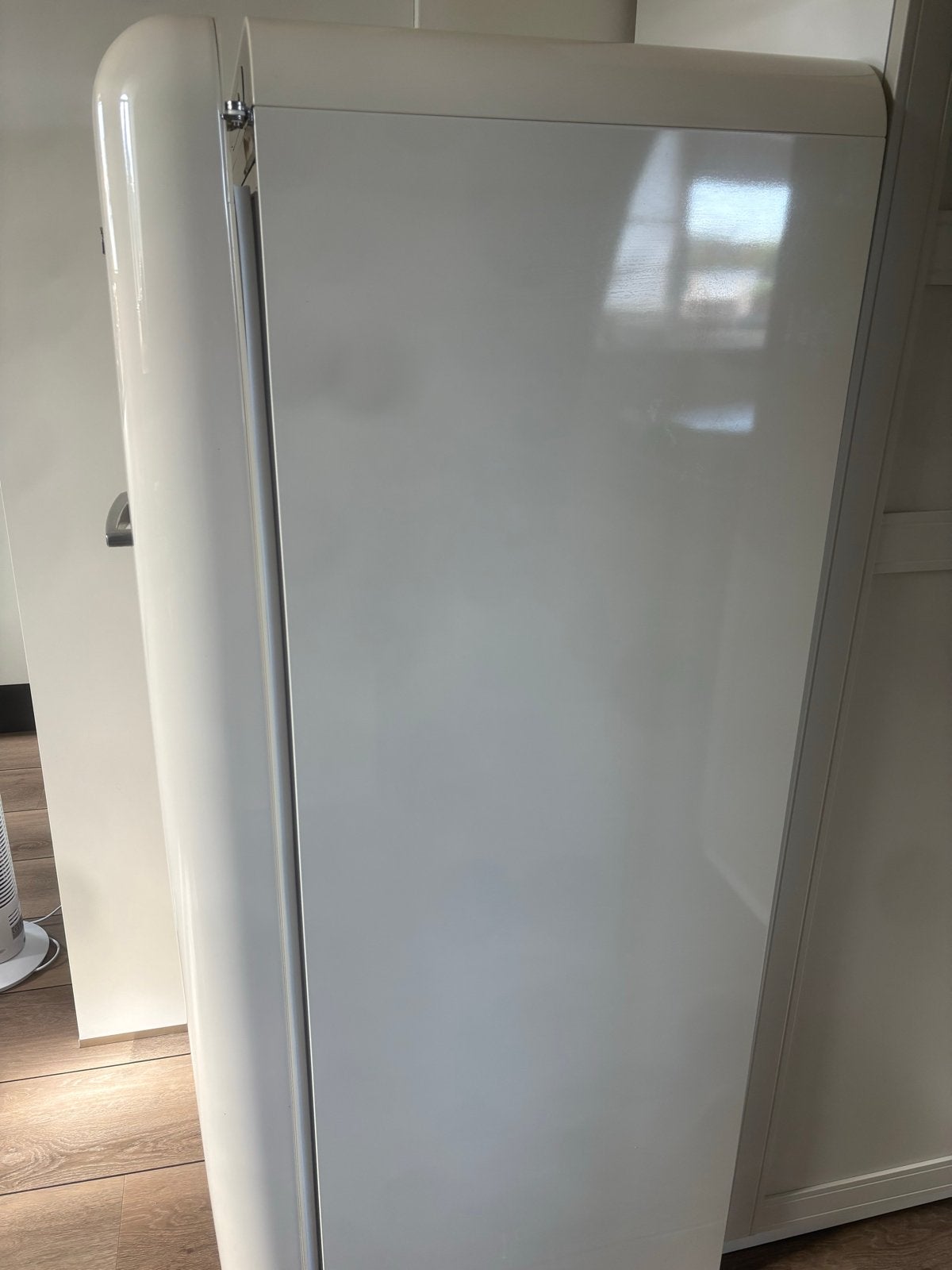 Zeldzame Smeg retro vriezer / vrieskast - Crème, Ophalen, 150 tot 200 liter, Gebruikt, 60 cm of meer