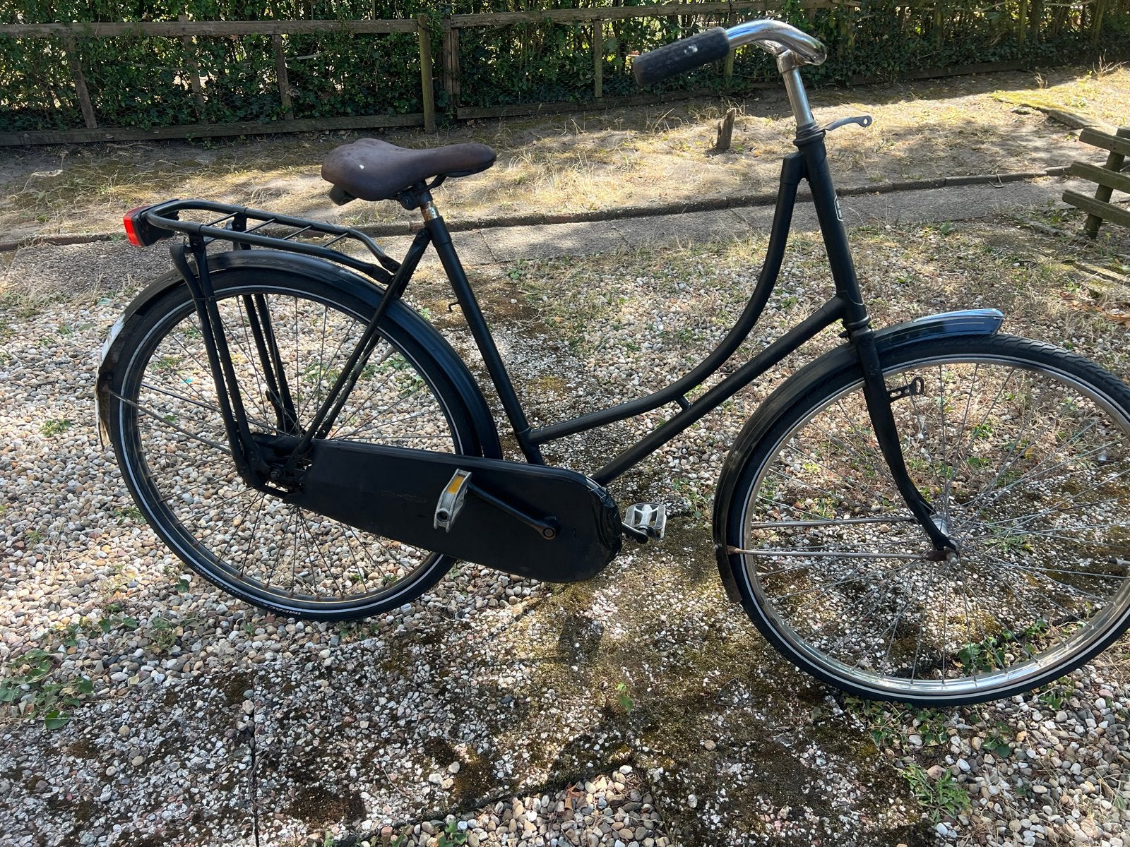 Degelijke oma dames fiets 28 inch, Fietsen en Brommers, Fietsen | Dames | Damesfietsen, Terugtraprem, Ophalen, Overige merken